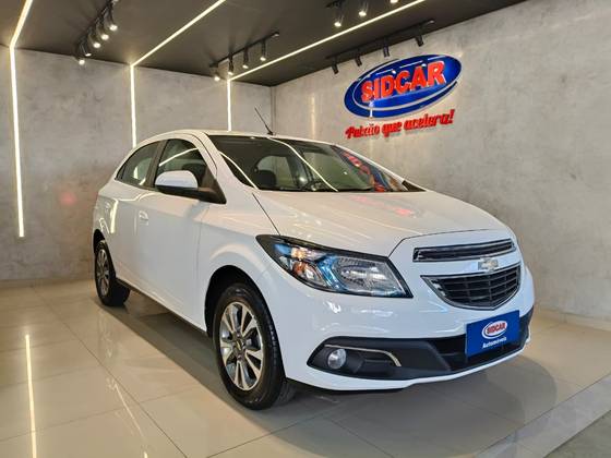 CHEVROLET ONIX 1.4 MPFI LTZ 8V FLEX 4P AUTOMÁTICO